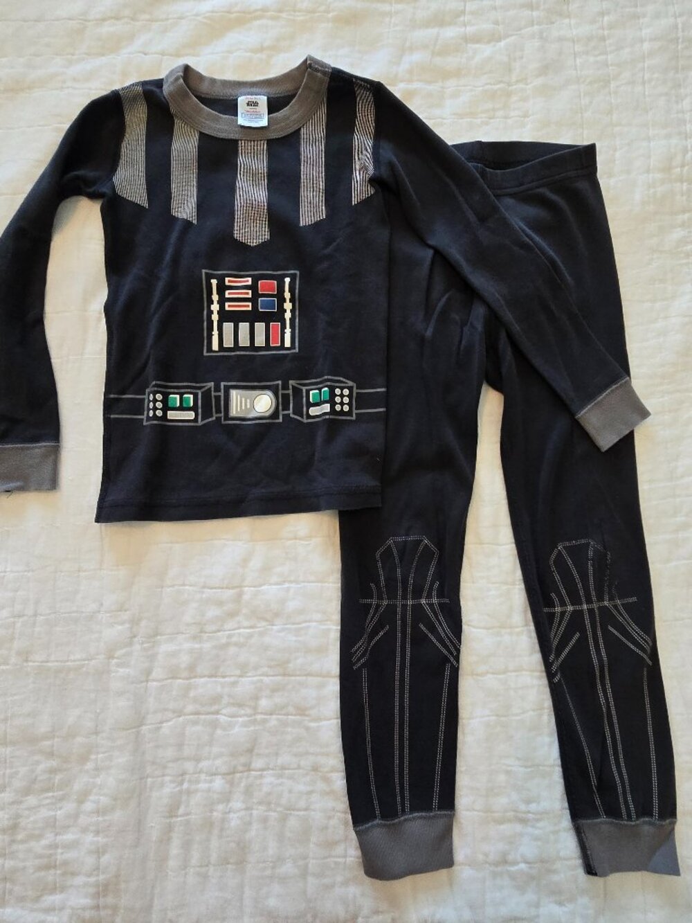 Size 5 Hanna Andersson Star Wars Darth Vader Pajama Set